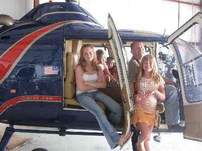Flyin' Brian & His 5 Daughters In WIOE Jetcopter II