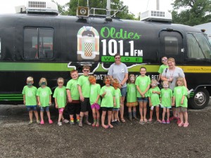 A Warsaw Daycare Visits The Oldies 101 RV At The Kos. County 4H Fair