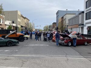 Classic Cars At 3rd Friday's, Warsaw
